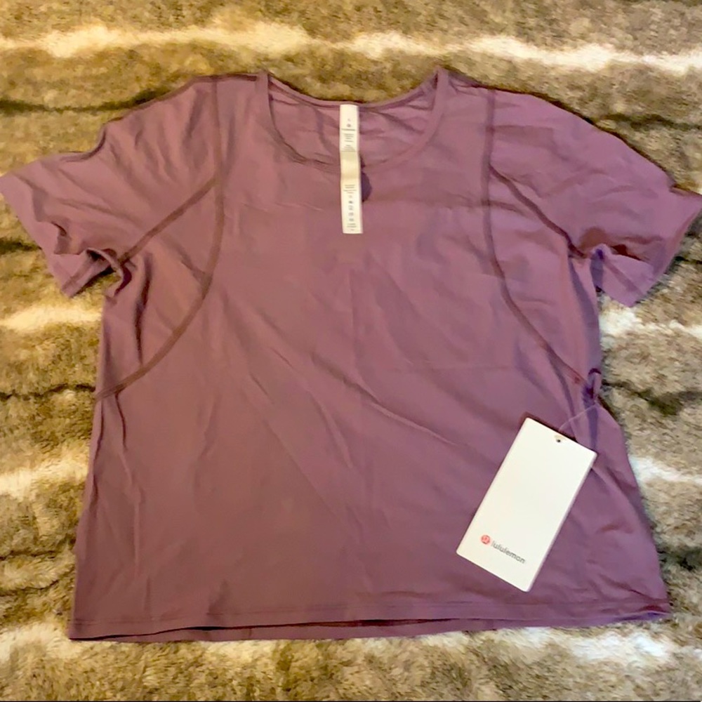 Outrun the Heat Short Sleeve Lululemon Top